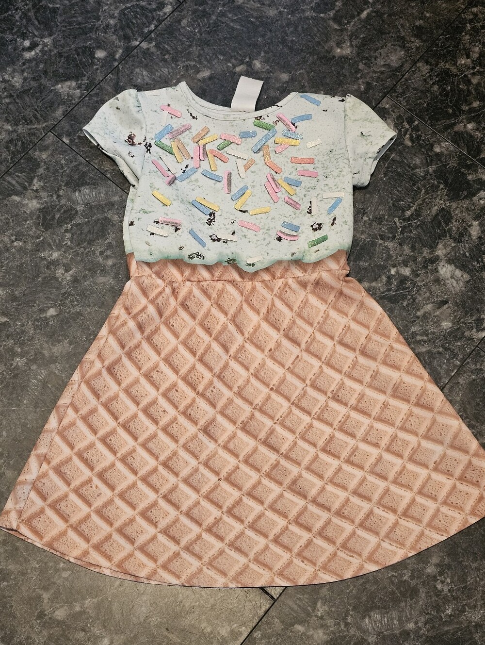 Spirit Halloween Ice Cream Cone Girls Costume Mint Chocolate Chip Sprinkle Sz M